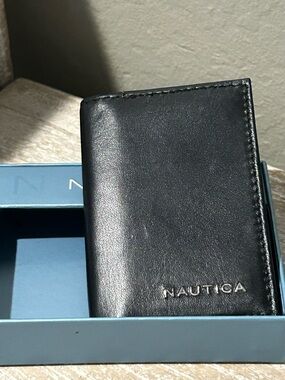 Nautica Black Leather Card & Key Holder